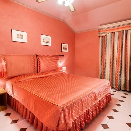 Park Hotel Villa Salzea Trofarello Exterior foto